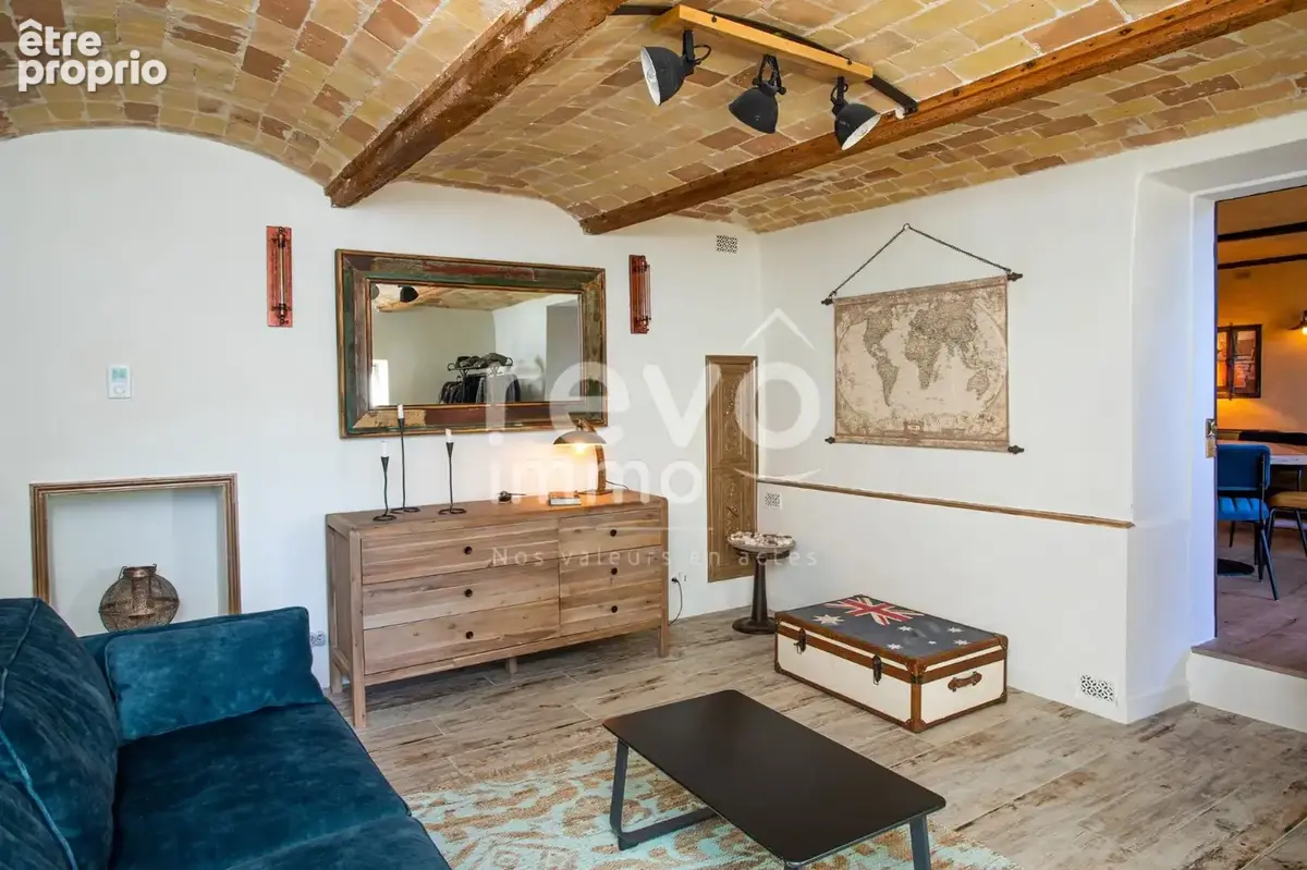 Mas de village de charme rénové avec goût ! - photo 13