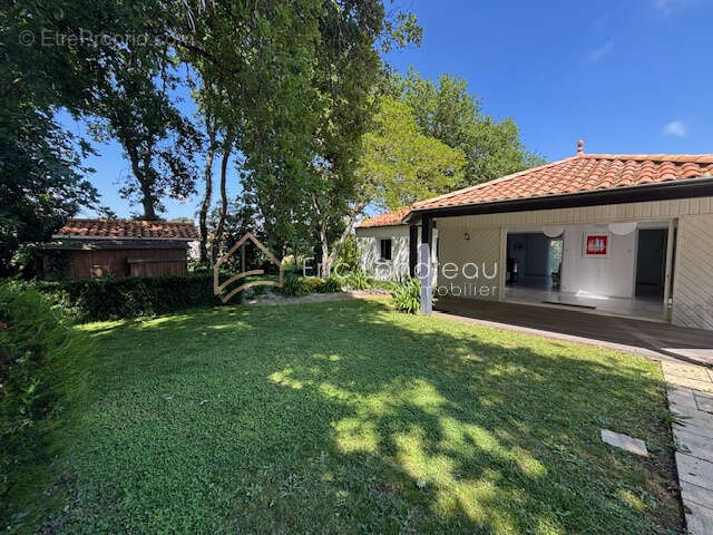 Maison à TALMONT-SAINT-HILAIRE