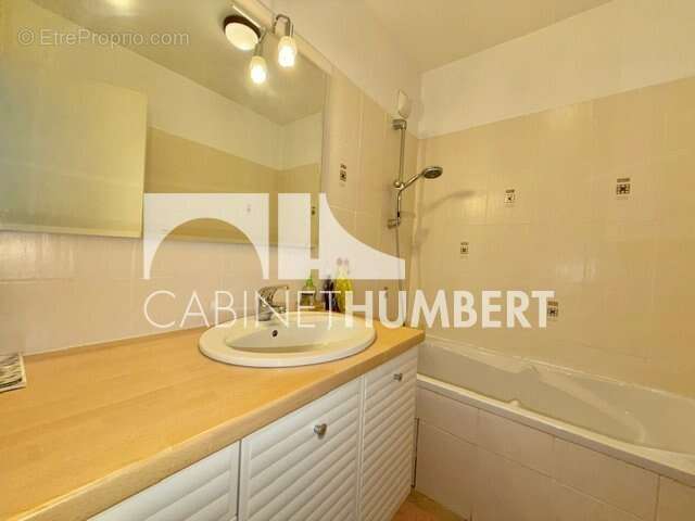 Appartement 65 m² à Saint-Etienne  - photo 3