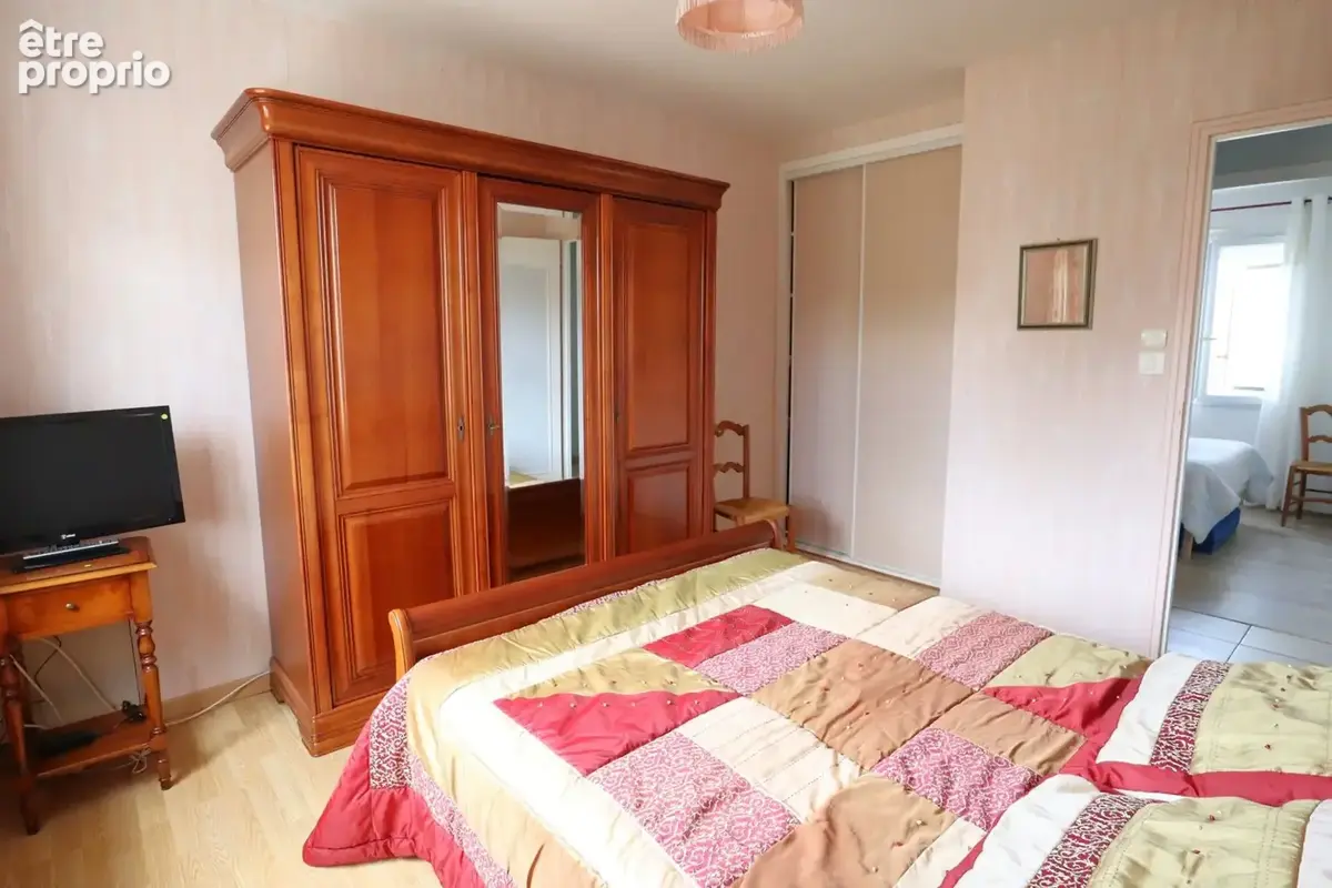 Au CALME d'une IMPASSE, maison de PLAIN-PIED offrant 110 m2 d'habitation - photo 11