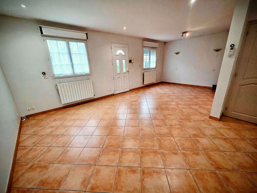 Maison à TREMBLAY-EN-FRANCE
