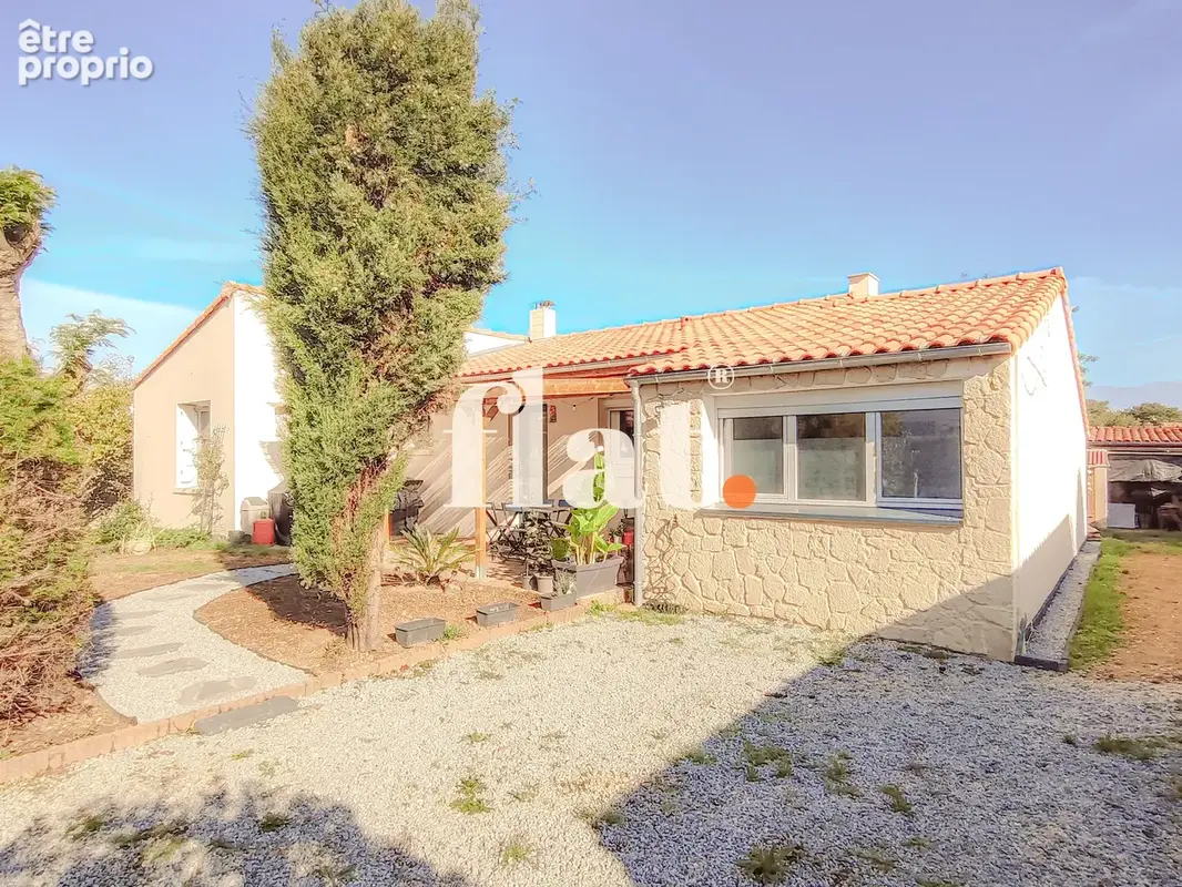 Maison individuelle - 122 m2 - quatre chambres - jardin - garage - photo 1