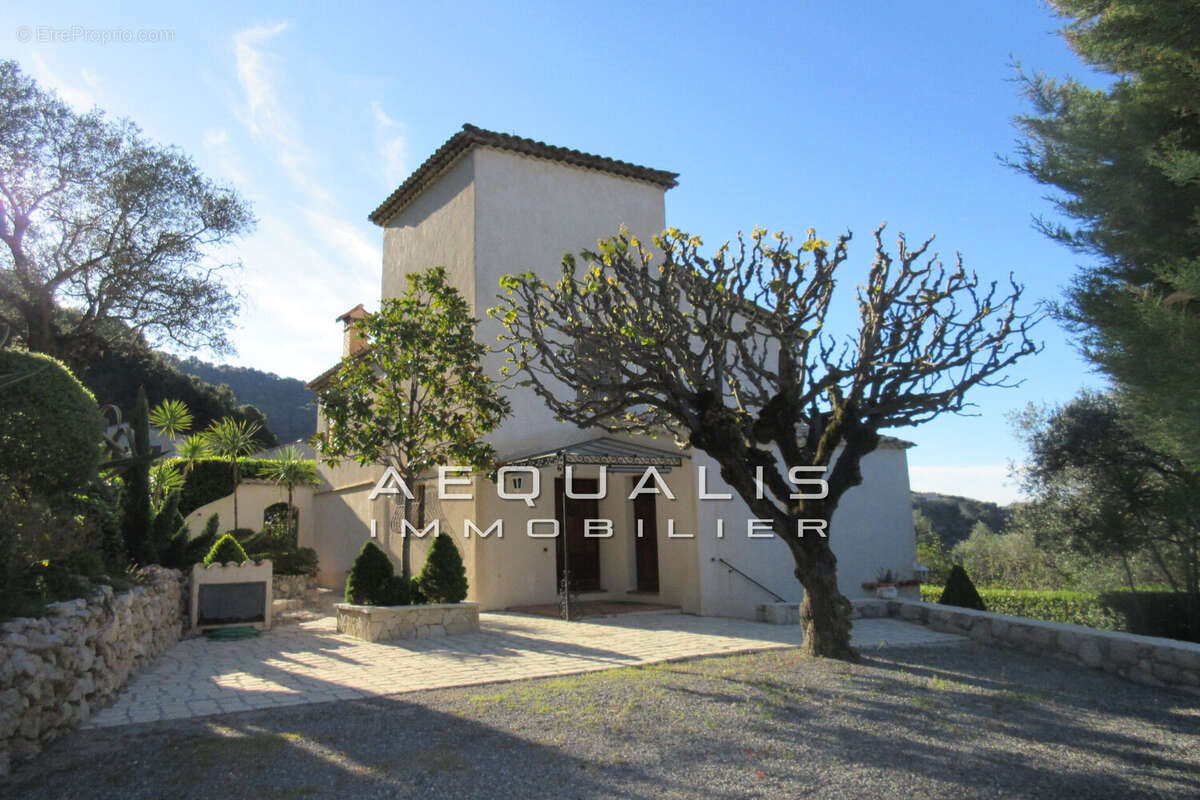 Maison à SAINT-MARTIN-DU-VAR