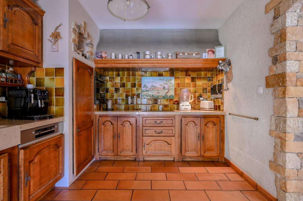 Villa avec piscine  CEYRESTE (13) - photo 15
