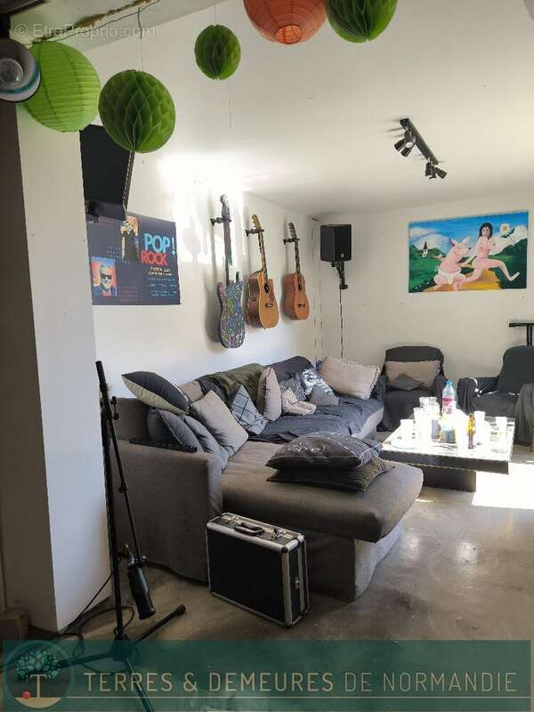 Pont-audemer (27500), centre-ville, maison 200 m²  avec jardin de 494 m² et dependances - photo 13