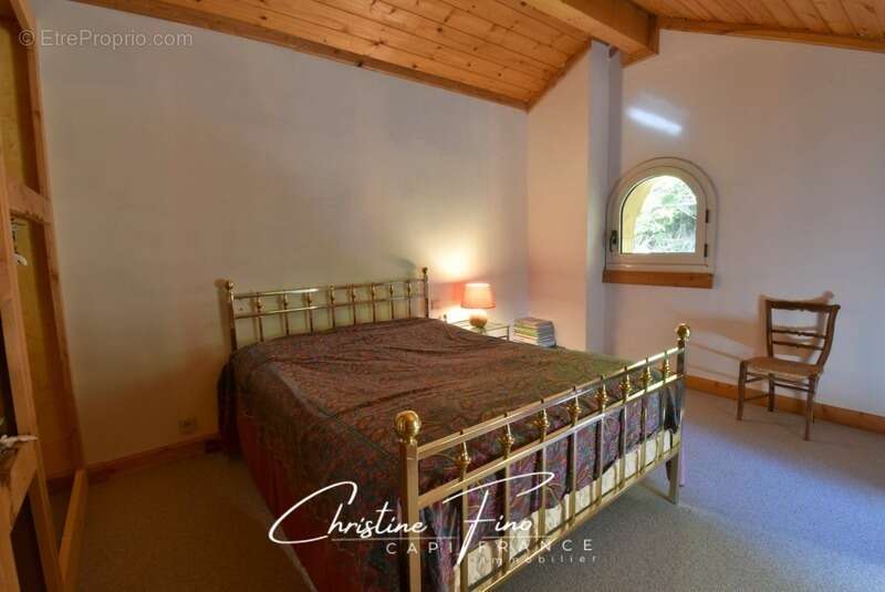 Maison à LA SALLE-LES-ALPES