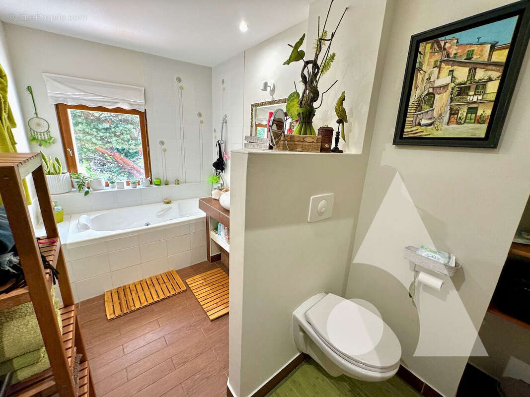 Maison à VILLECROZE