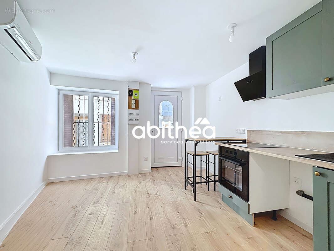Appartement à THEZAN-LES-BEZIERS