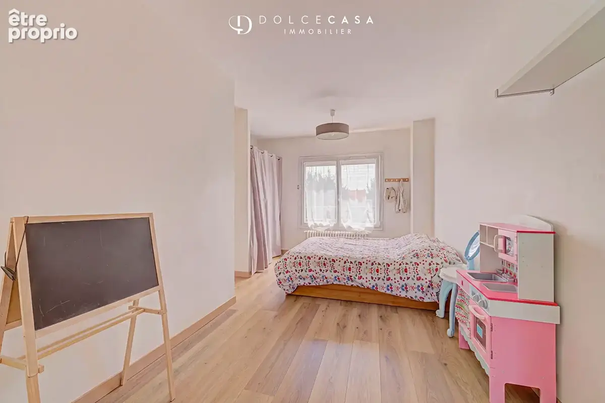 Maison Le Perreux Sur Marne 5 pièce(s) 144 m2 et 449 m2 de terrain - photo 12