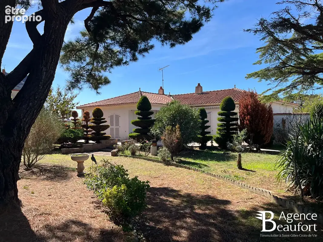 Photo Maison à Brem-Sur-Mer au prix de 456 750€