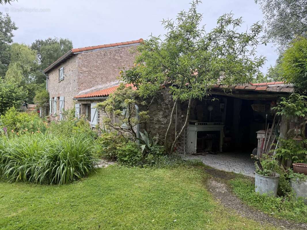 Maison à SAINT-VIAUD
