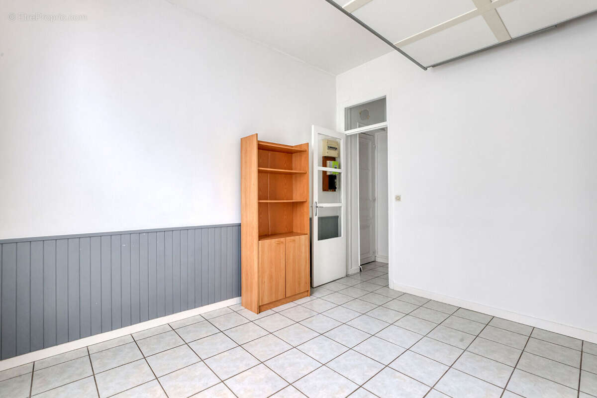 Appartement Montrouge 1 pièce - Quartier des écrivains - 6mn à pieds ligne 4 - photo 4