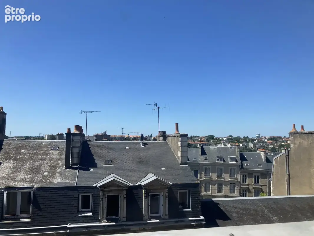 Appartement 94 m² à Poitiers  - photo 2