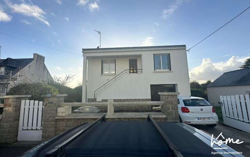 Maison à GUIPAVAS