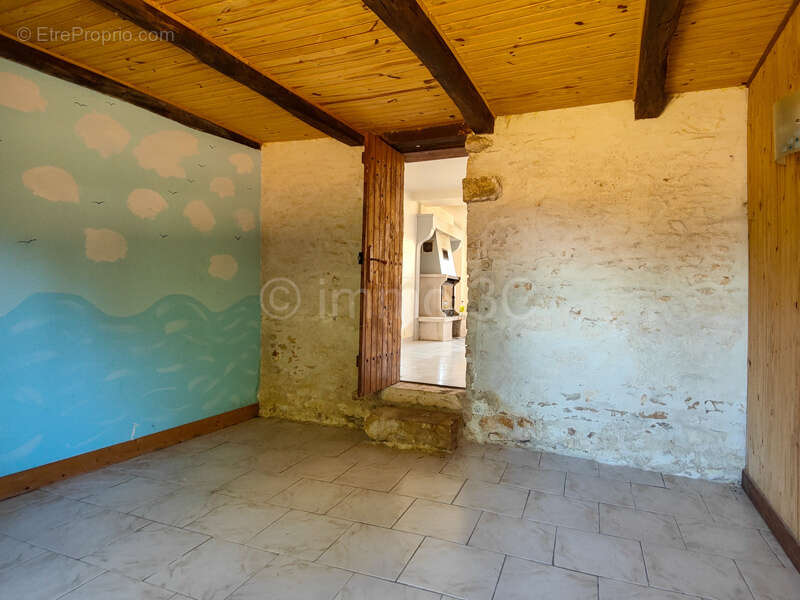 Maison à SAUZE-VAUSSAIS