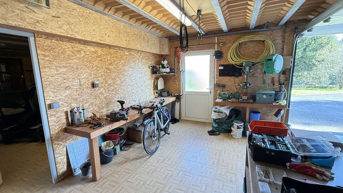 Autre à BELLERIVE-SUR-ALLIER