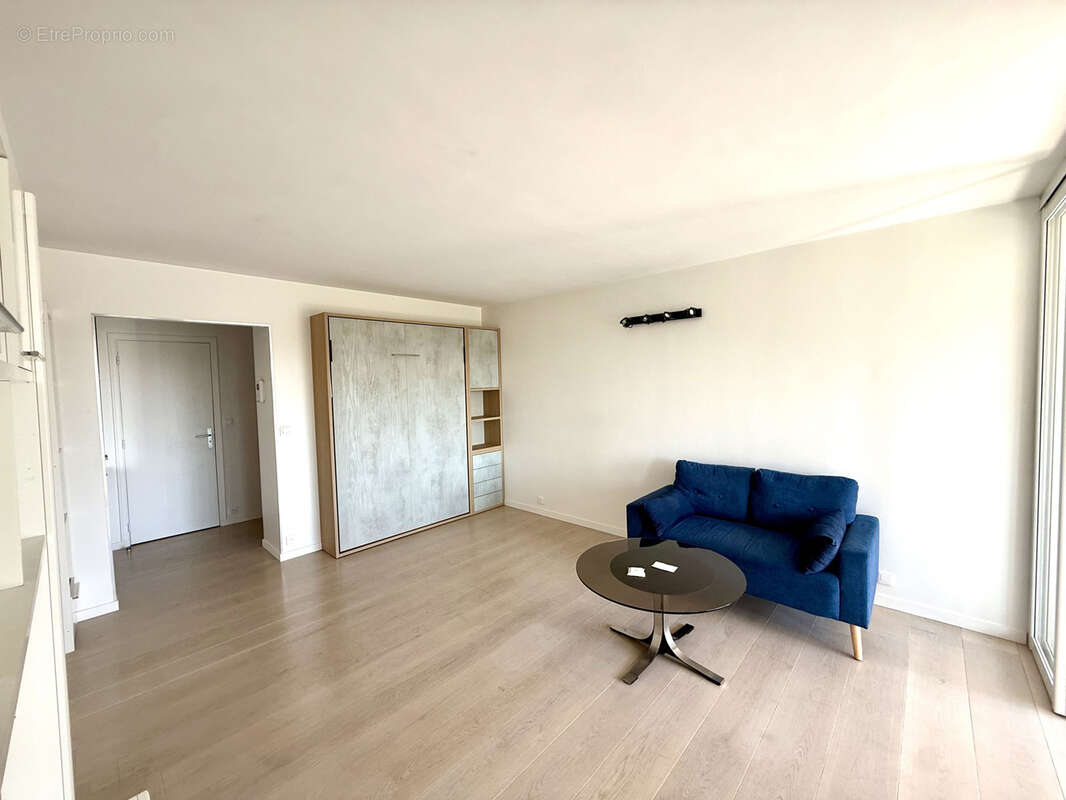 Paris 17e - Grand Studio 36,60 m2 - photo 2