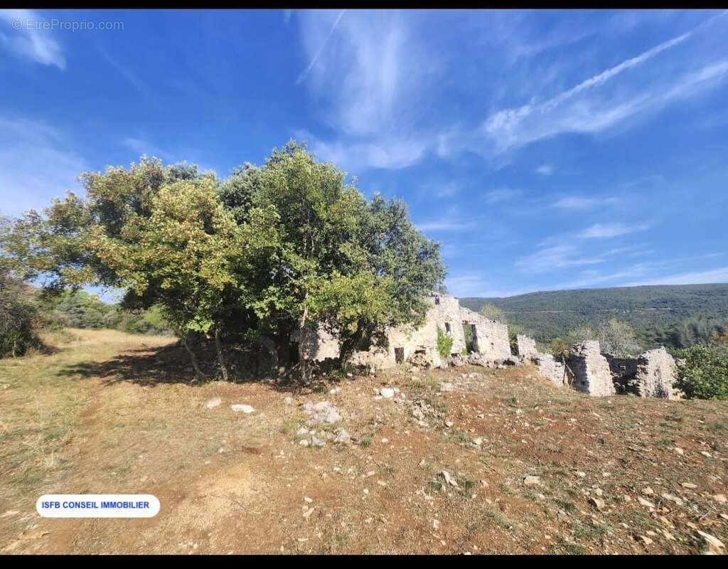 Terrain à METHAMIS