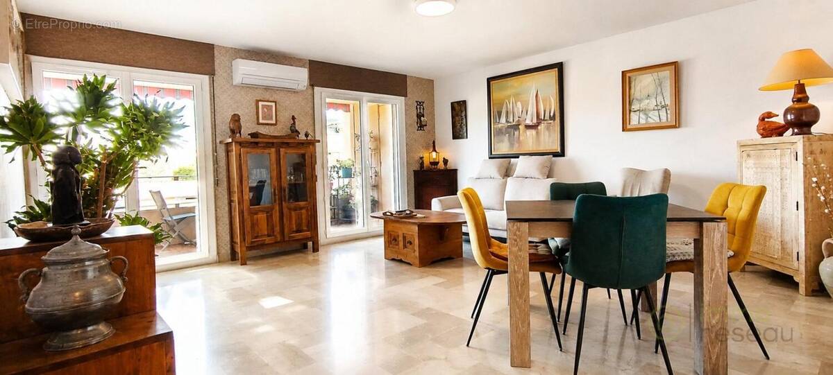 Appartement à HYERES