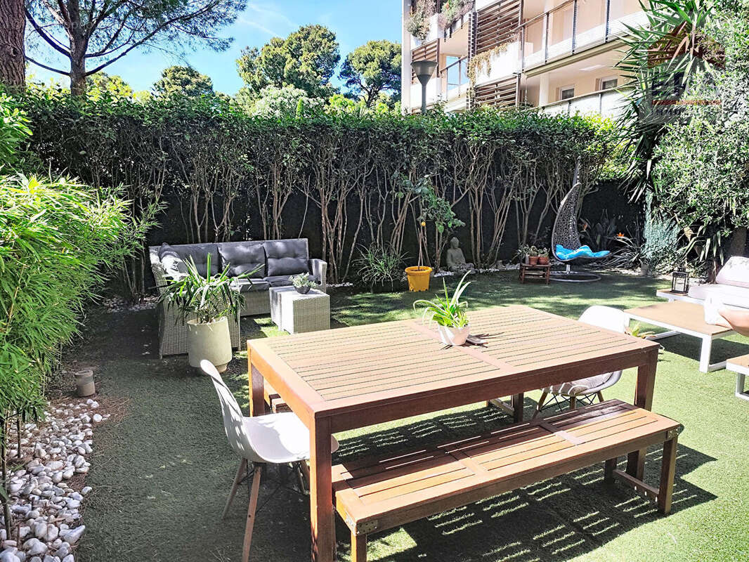 Appartement à MARSEILLE-9E