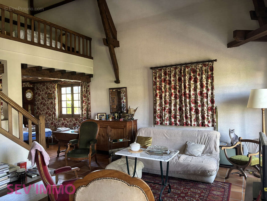 Belle maison de construction traditionnelle - photo 7