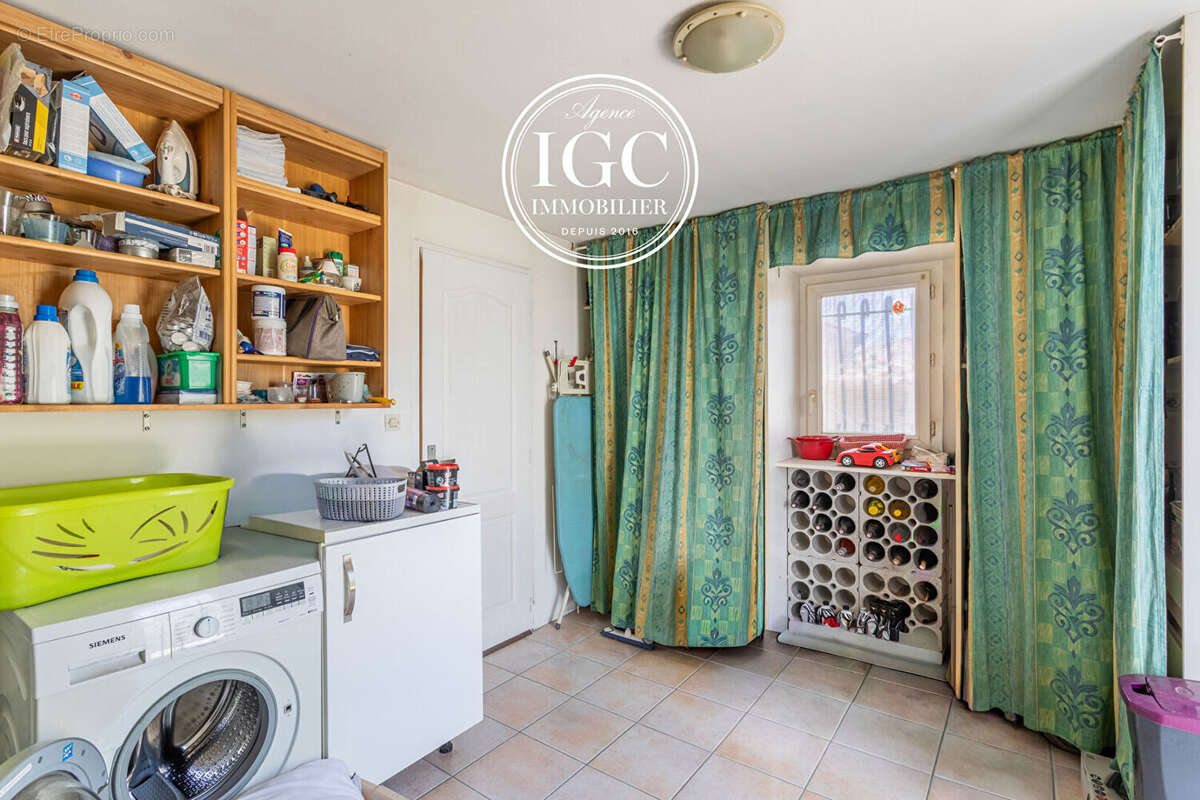 Maison gignac la nerthe 5 pièce(s) - photo 9