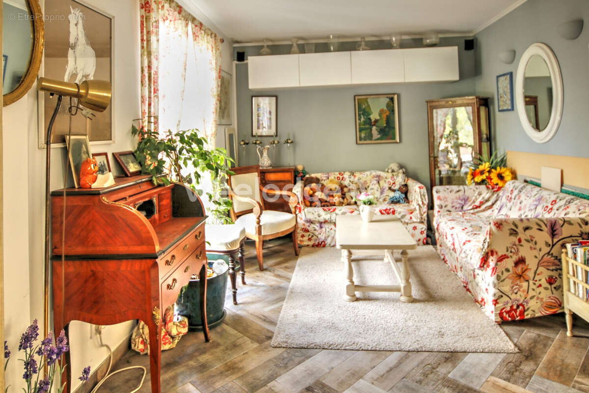 Maison à MEZIDON-CANON