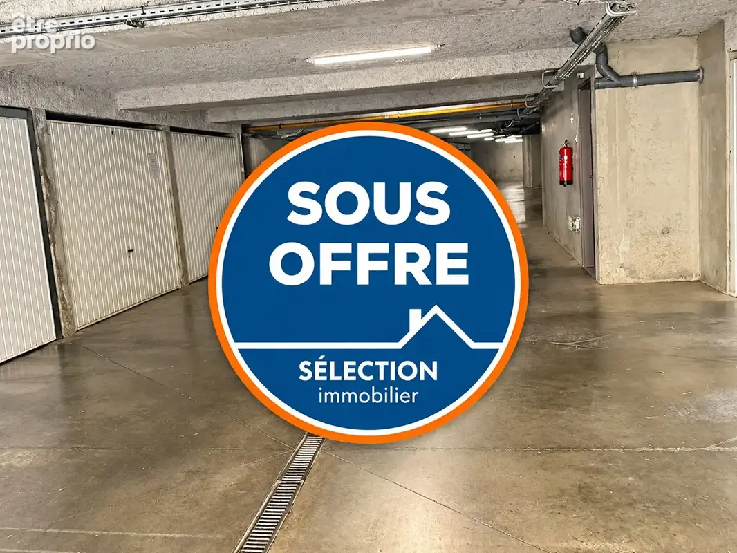 Parking à GREZIEU-LA-VARENNE