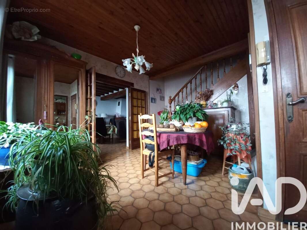 Maison 151 m² à Chateau-Thierry  - photo 2