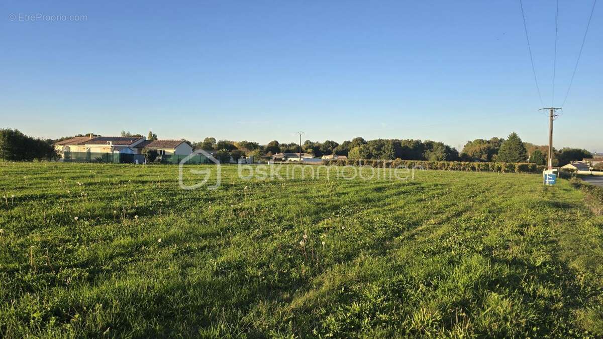 Terrain à MERIGNAC