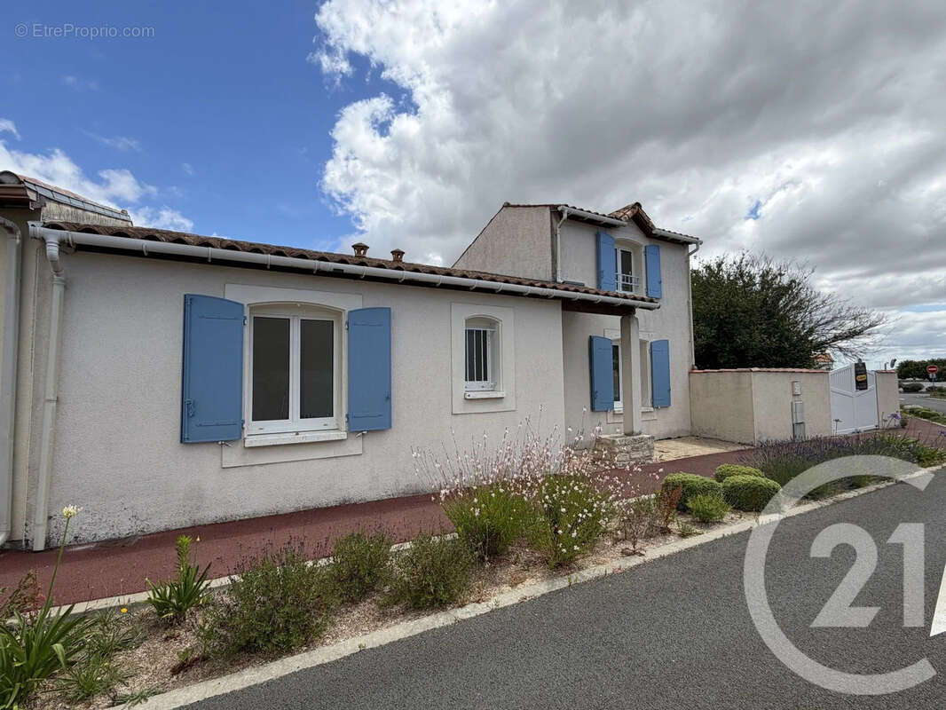 Maison à SAINT-SULPICE-DE-ROYAN