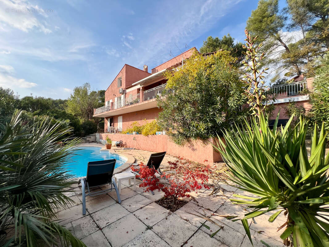 Maison à LA DESTROUSSE