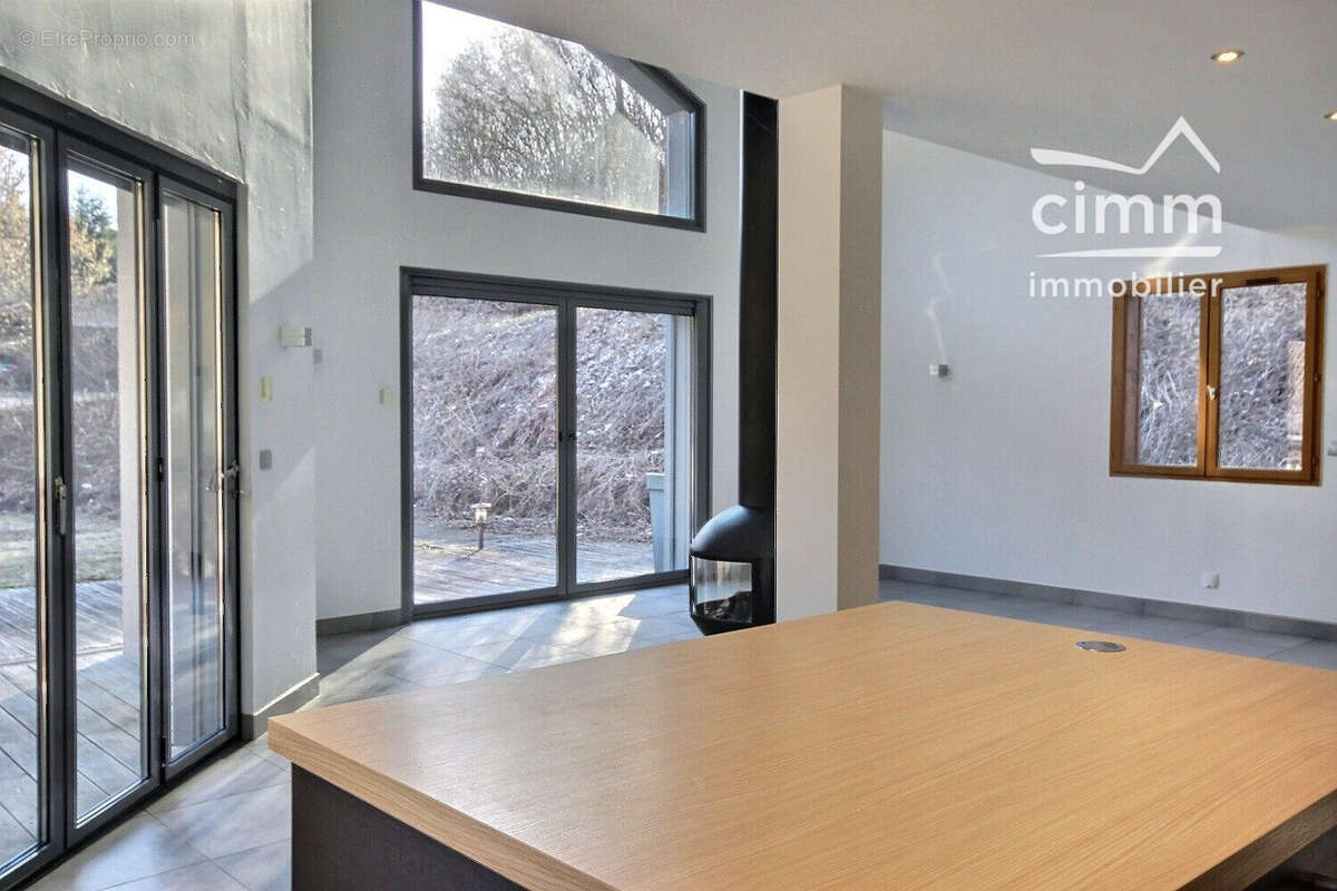 Maison 163 m² à Araches-La-Frasse  - photo 4