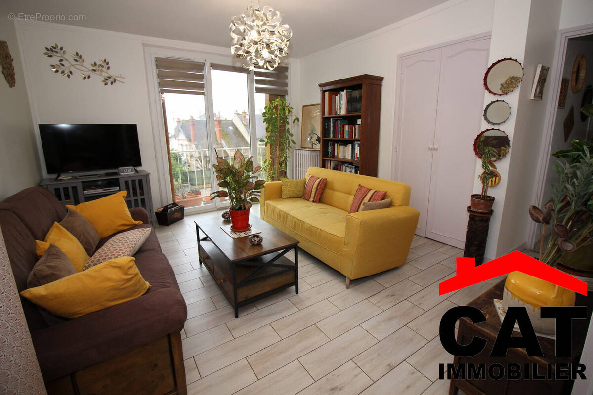 Appartement à FONTAINEBLEAU