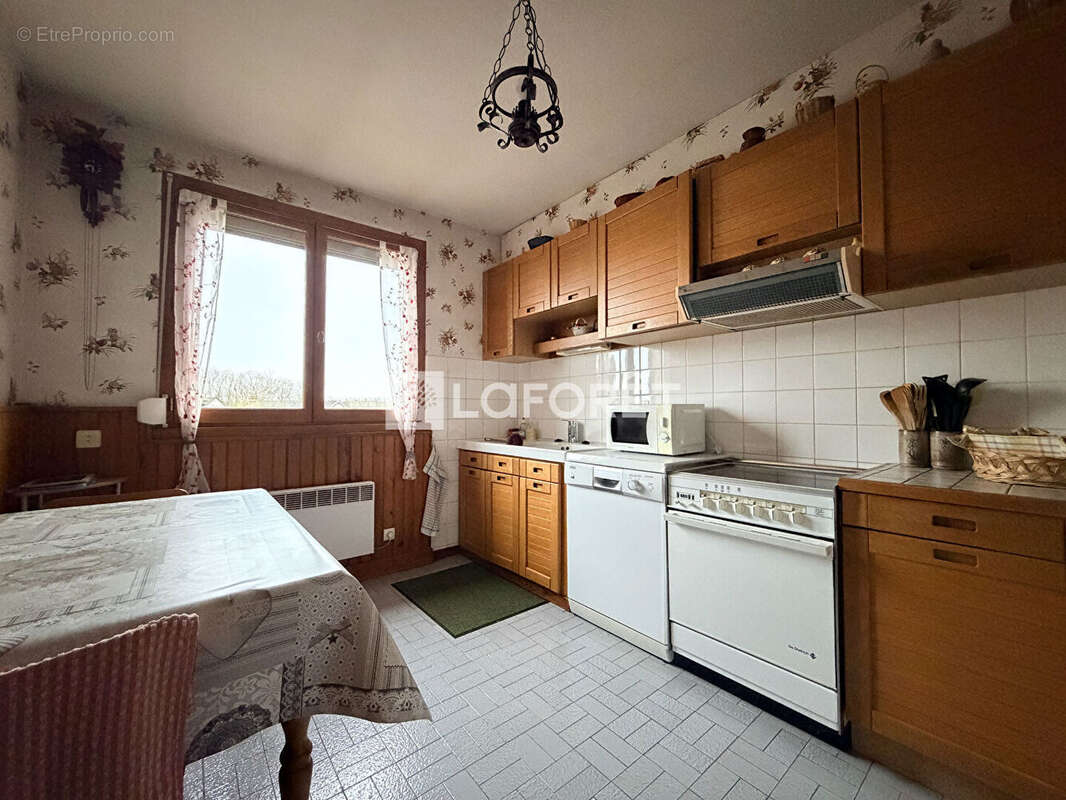 Maison à SAINTE-MENEHOULD