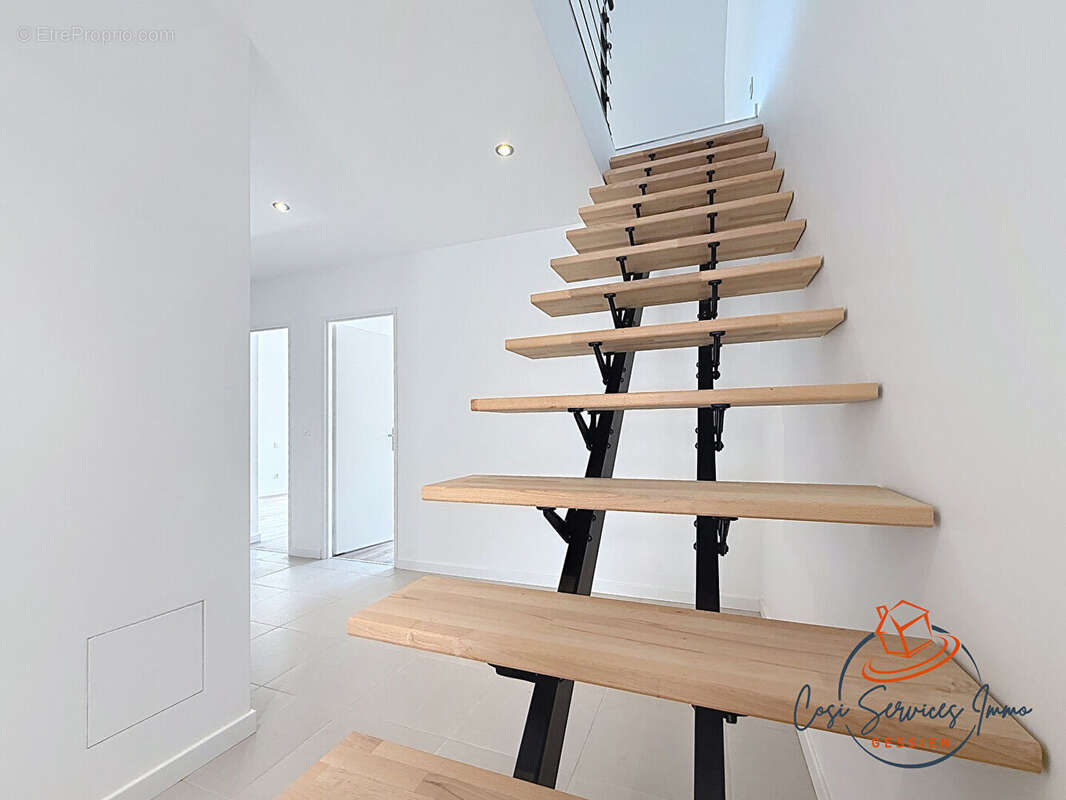 Appartement à BELLEGARDE-SUR-VALSERINE