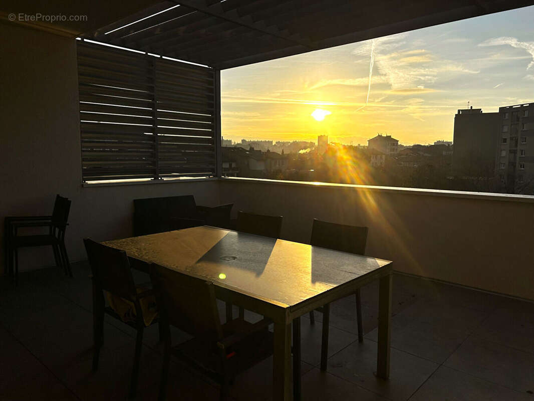 Appartement à BOURG-LES-VALENCE