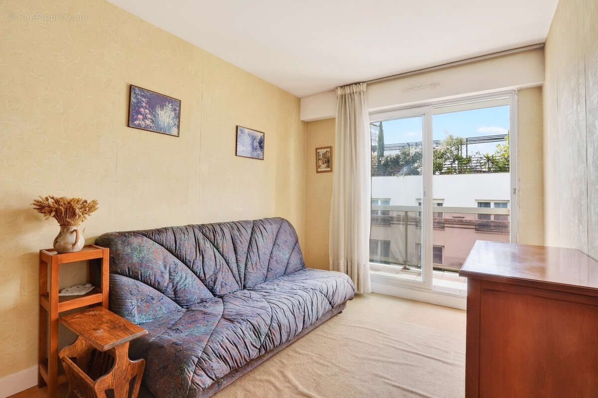 Appartement à PARIS-20E