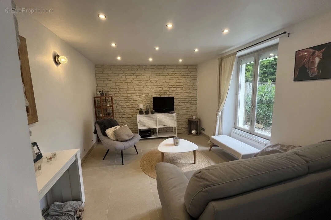 Maison à BENNECOURT