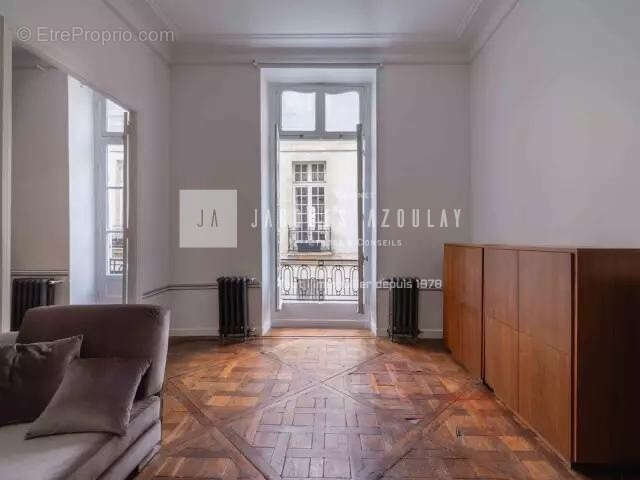 Appartement 98 m2 - Ile Saint-Louis - Quais de Seine - Marais - photo 3
