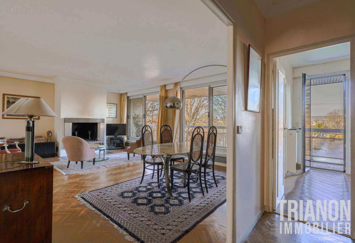 Appartement à SAINT-GRATIEN