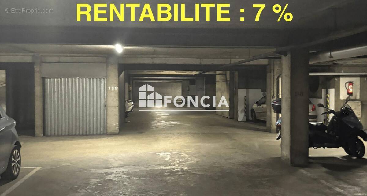 Parking à PARIS-20E