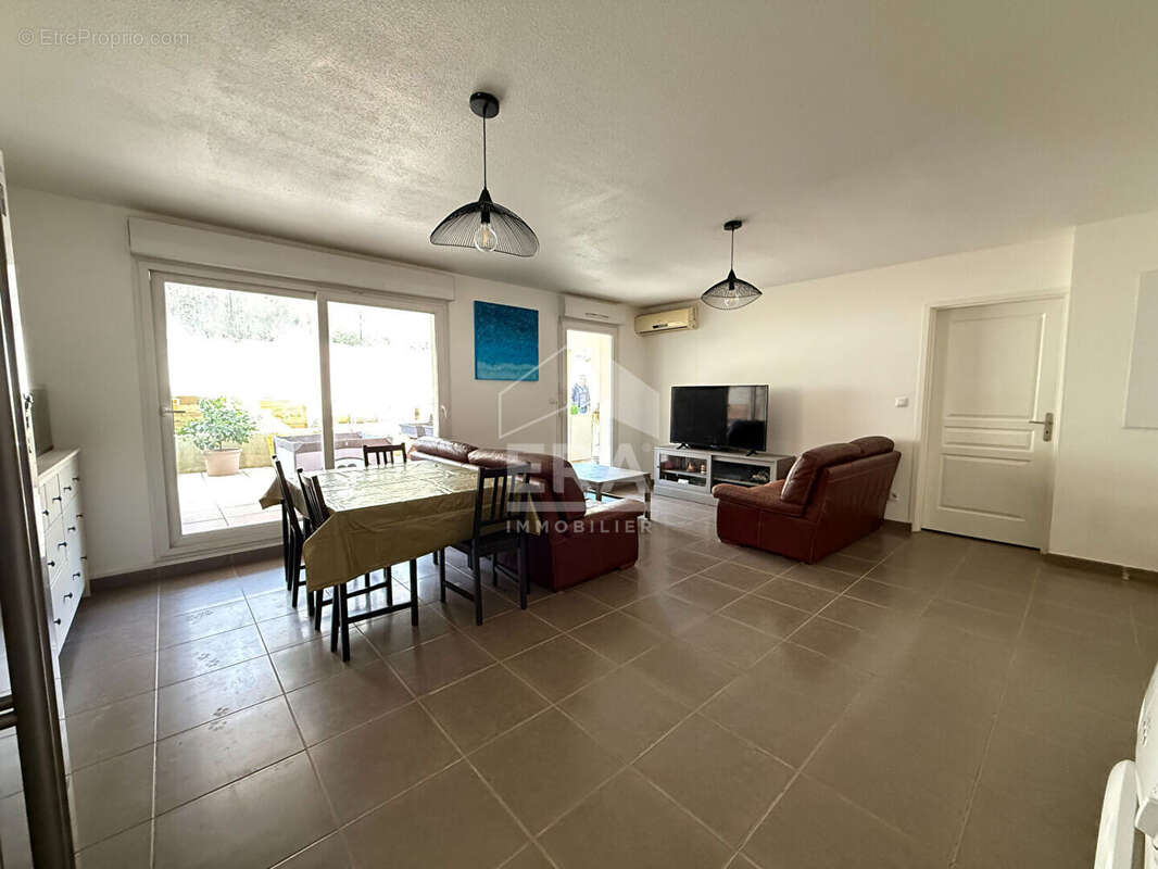 Appartement à MARSEILLE-11E