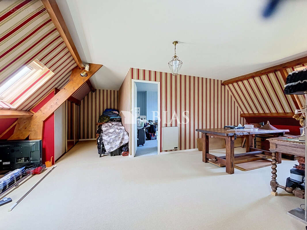Maison 148 m² à Equemauville  - photo 8