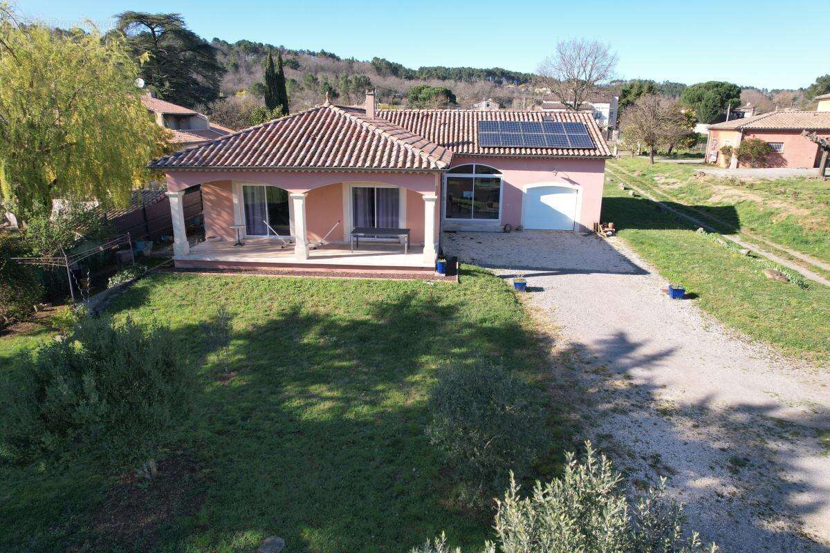 Maison à LAURAC-EN-VIVARAIS