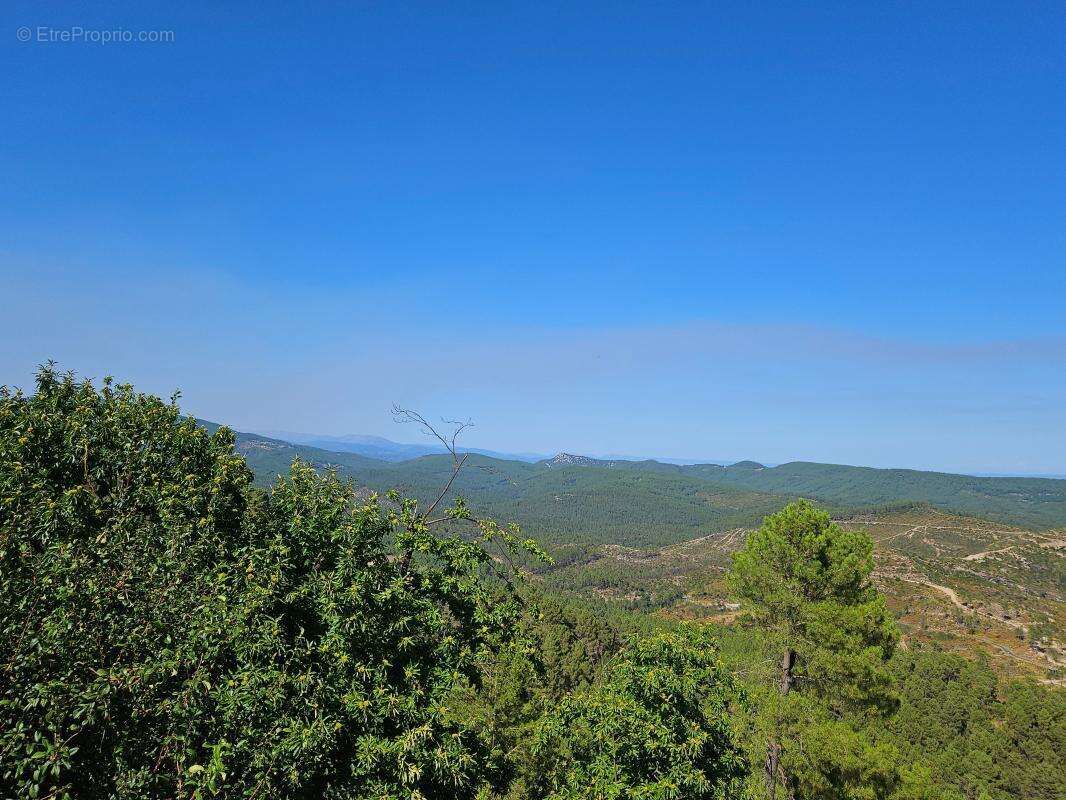 Villa 96 m² avec 1,6 ha de terrain, vue exceptionnelle et sans voisinage - photo 2