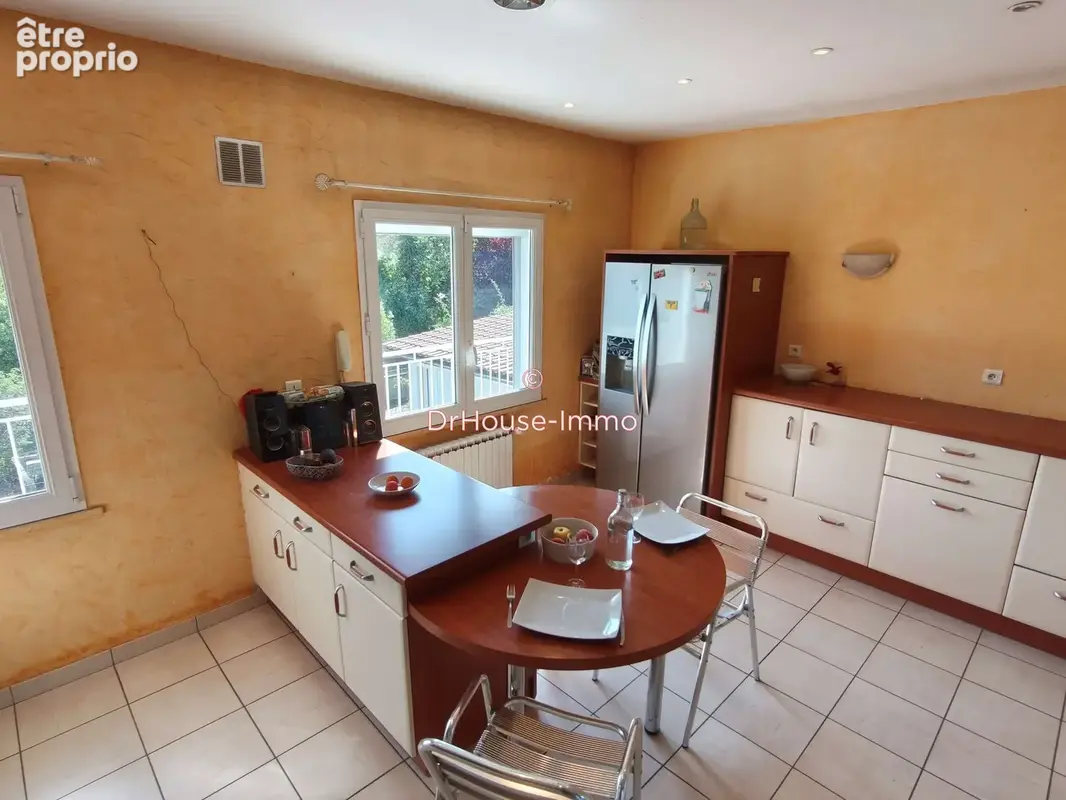 Maison 6 pièces 175 m² à vendre à Les Martres-De-Veyre (63730) - photo 21