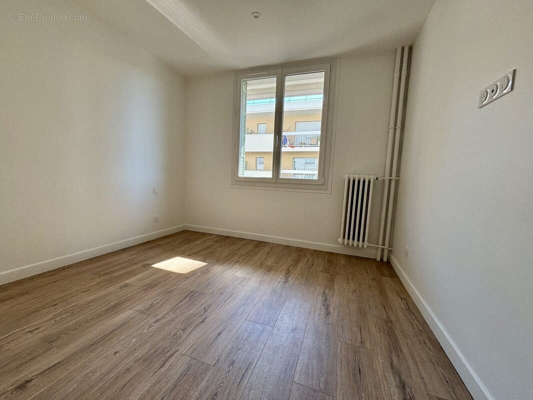 Appartement 62 m² à Romans-Sur-Isere  - photo 4