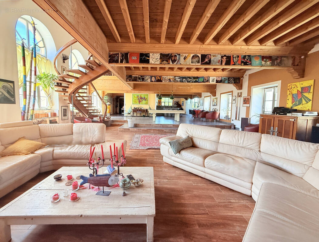 Autre à MONTBOUCHER-SUR-JABRON