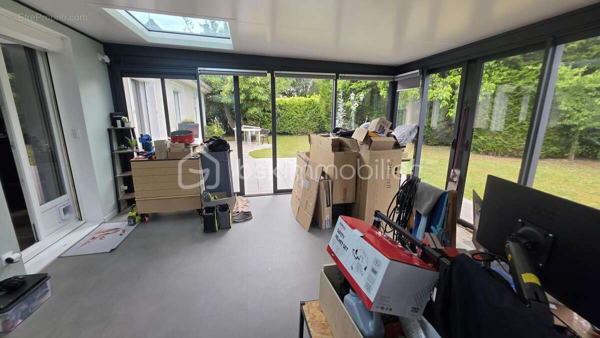 Maison PLAIN-PIED 130 m2 - 4 chambres - terrain 655 m2 - photo 8